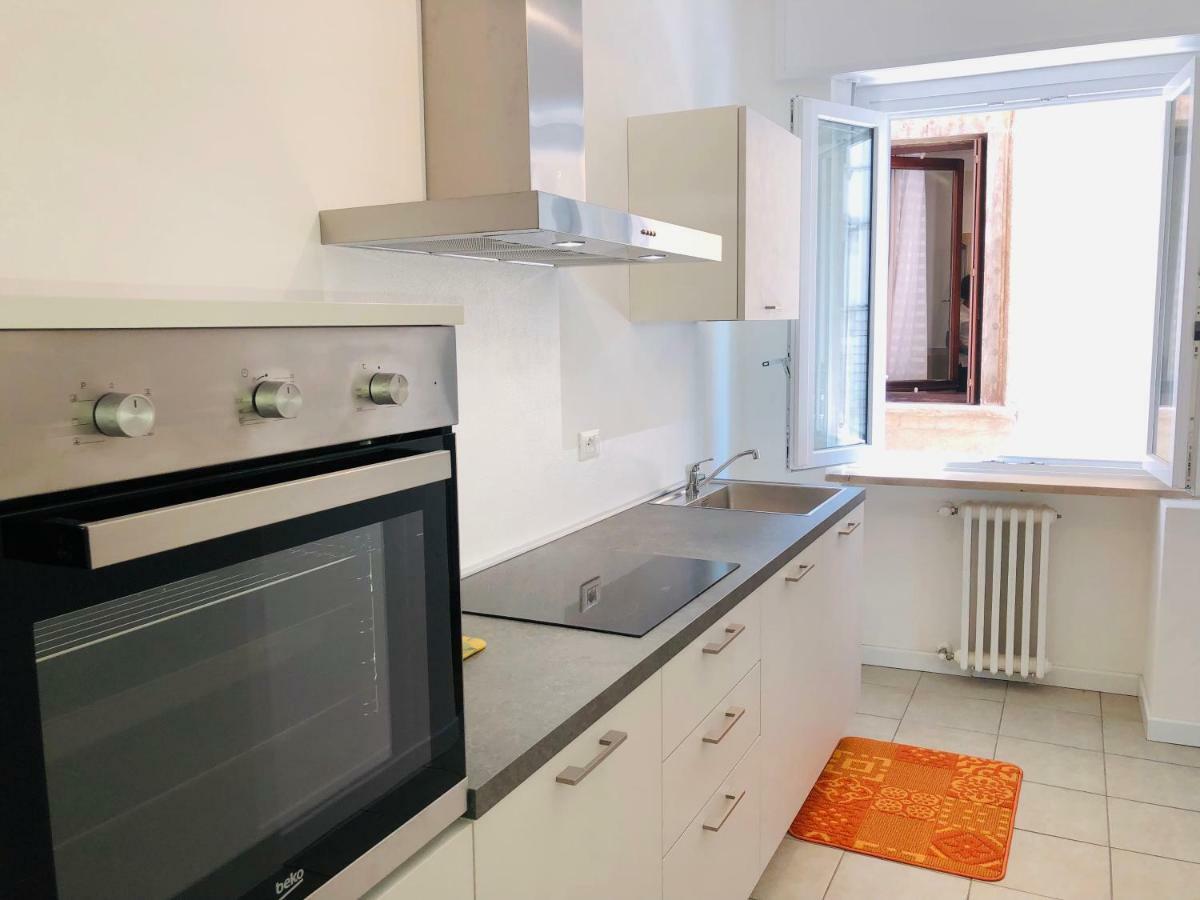 Appartamento Portapalio40 Con Parcheggio Verona Dış mekan fotoğraf