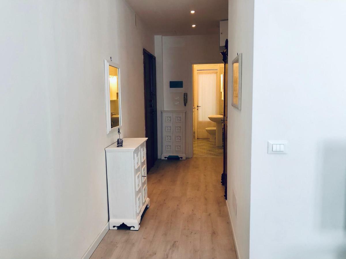 Appartamento Portapalio40 Con Parcheggio Verona Dış mekan fotoğraf