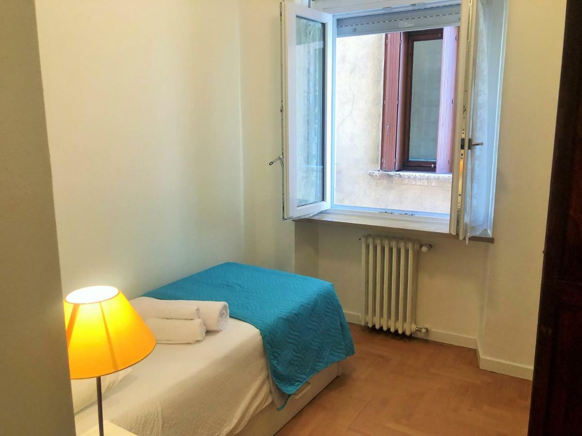 Appartamento Portapalio40 Con Parcheggio Verona Dış mekan fotoğraf